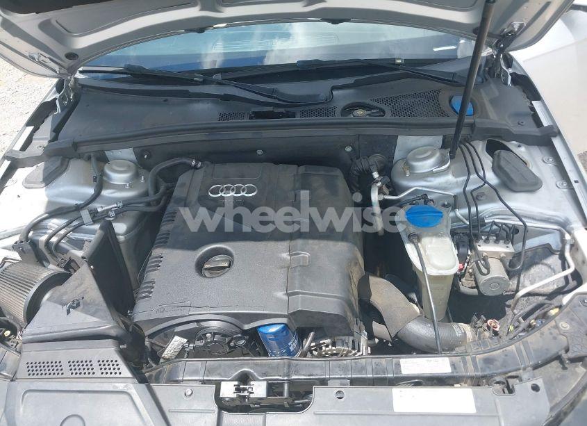 Photo 10 of 2013 Audi A4 2.0T PREMIUM (VIN WAUEFAFLXDN042130)