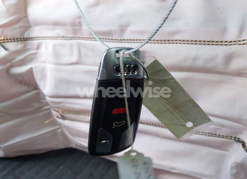 Photo 11 of 2018 Audi A4 2.0T PREMIUM/2.0T TECH PREMIUM (VIN WAUENAF42JA139109)