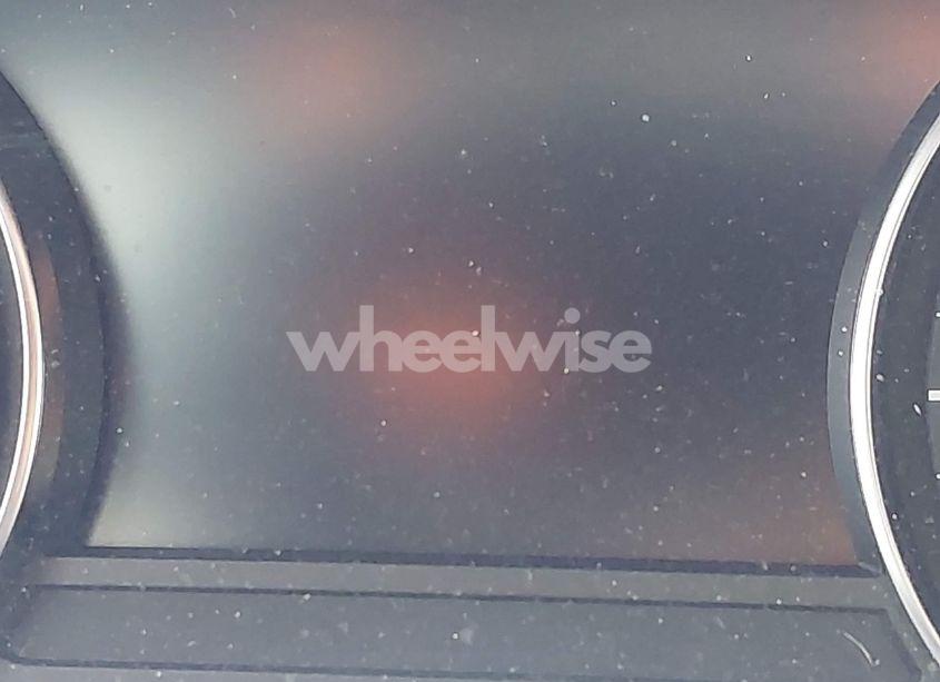 Photo 15 of 2018 Audi A4 2.0T PREMIUM/2.0T TECH PREMIUM (VIN WAUENAF42JA139109)