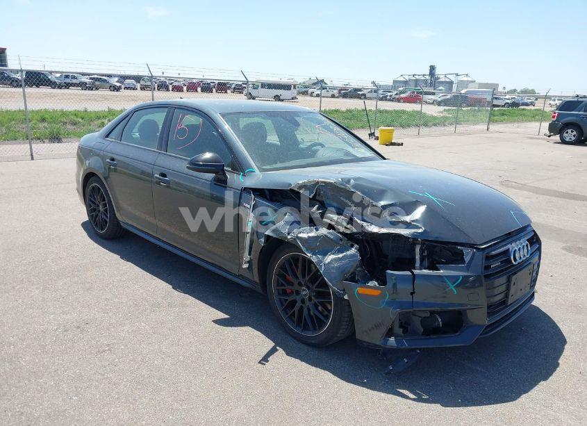 2018 Audi A4 2.0T PREMIUM/2.0T TECH PREMIUM (VIN WAUENAF42JN002485) main photo