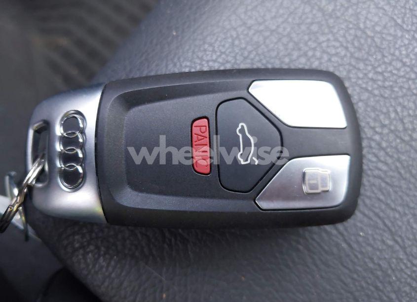 Photo 11 of 2018 Audi A4 2.0T PREMIUM/2.0T TECH PREMIUM (VIN WAUENAF42JN002485)