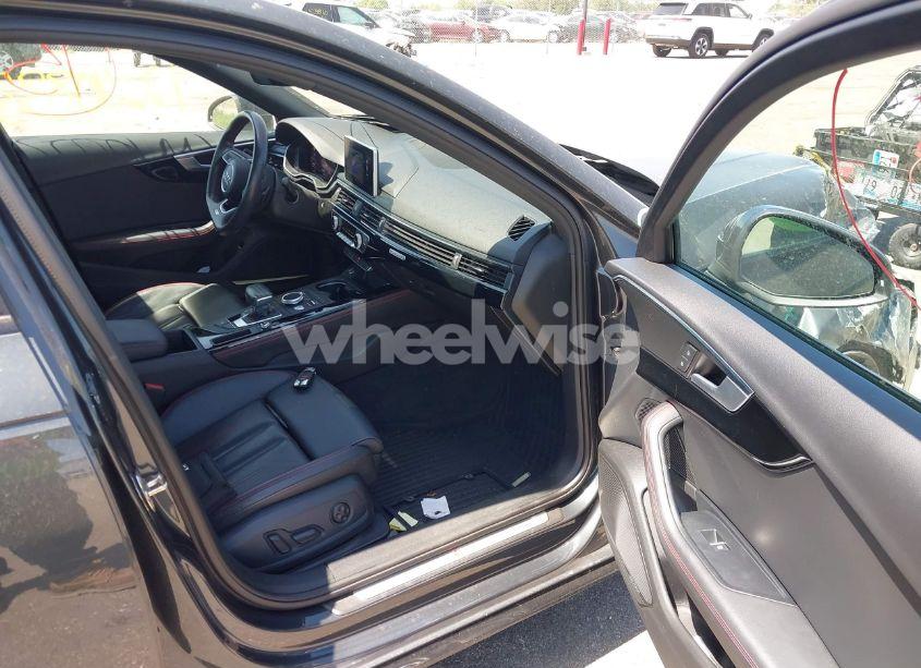 Photo 5 of 2018 Audi A4 2.0T PREMIUM/2.0T TECH PREMIUM (VIN WAUENAF42JN002485)