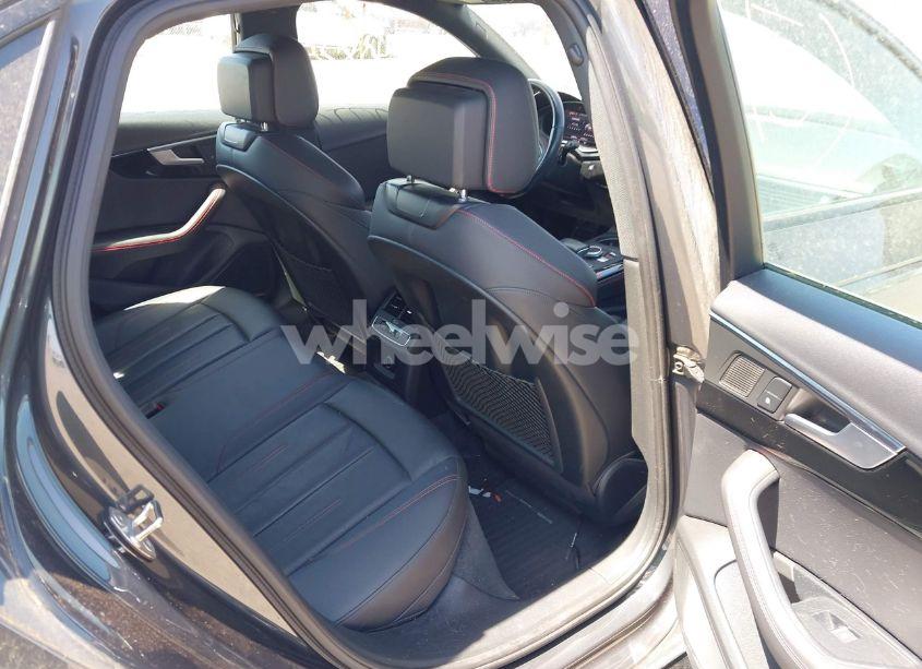 Photo 8 of 2018 Audi A4 2.0T PREMIUM/2.0T TECH PREMIUM (VIN WAUENAF42JN002485)