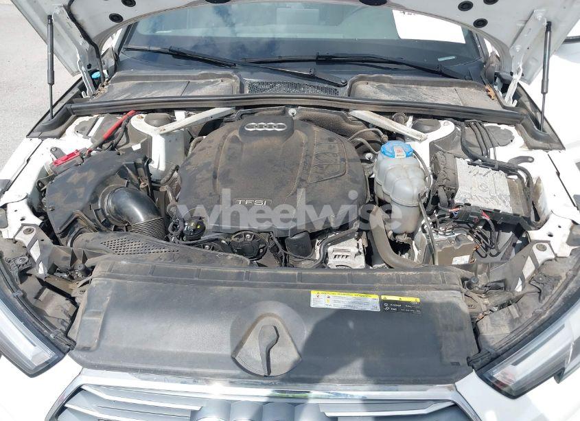 Photo 10 of 2018 Audi A4 2.0T PREMIUM/2.0T TECH PREMIUM (VIN WAUENAF42JN009940)