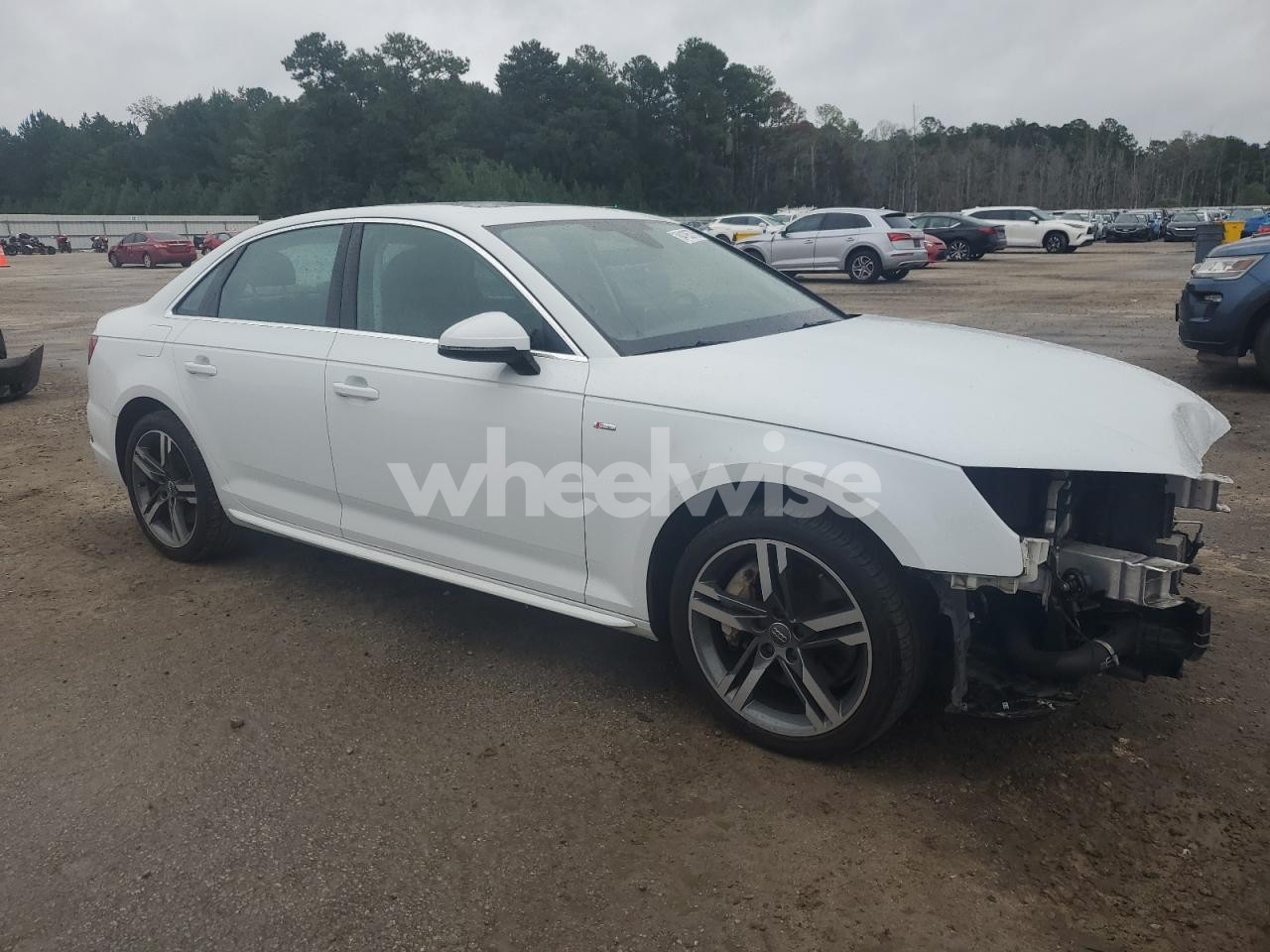 Photo 4 of 2018 AUDI A4 PREMIUM PLUS (VIN WAUENAF42JN014376)