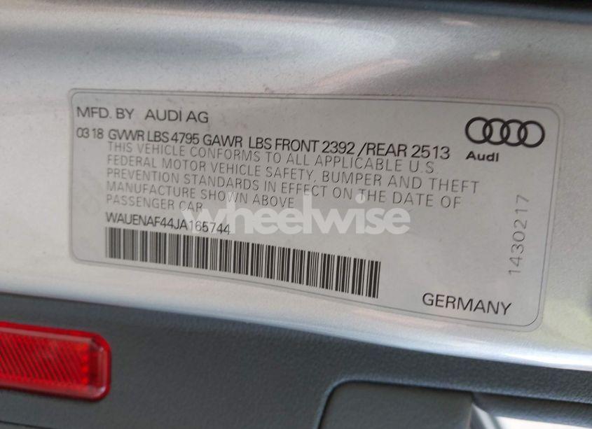 Photo 9 of 2018 Audi A4 2.0T PREMIUM/2.0T TECH PREMIUM (VIN WAUENAF44JA165744)