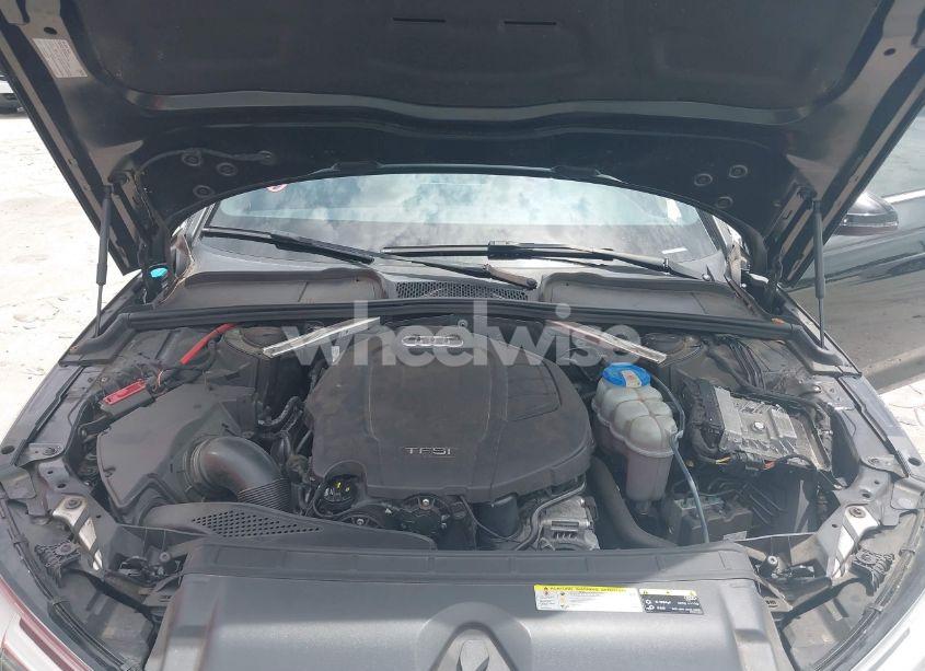 Photo 10 of 2018 Audi A4 2.0T PREMIUM/2.0T TECH PREMIUM (VIN WAUENAF46JA110860)