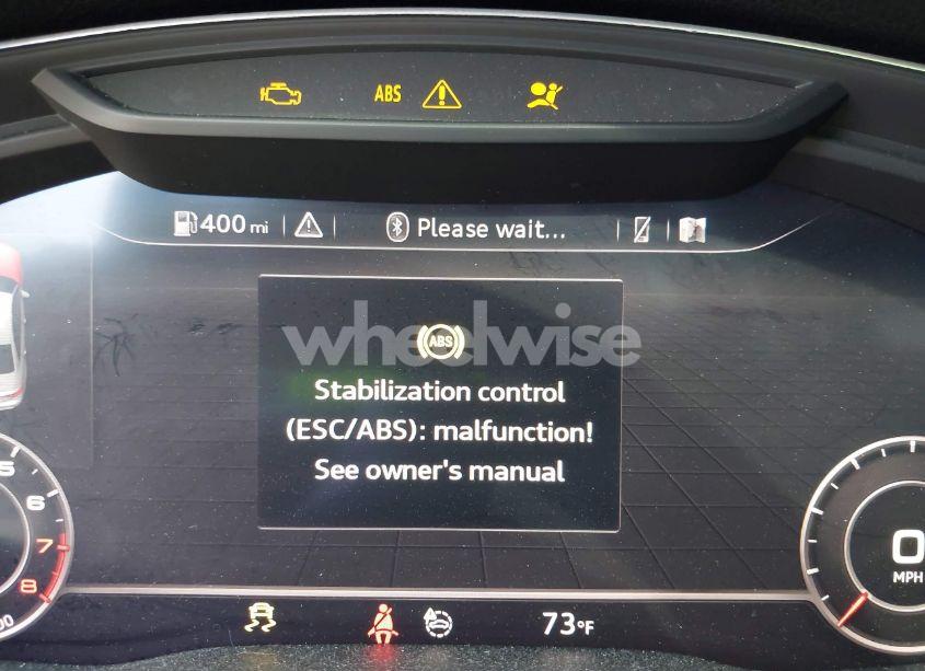 Photo 7 of 2018 Audi A4 (VIN WAUENAF48JA061984)