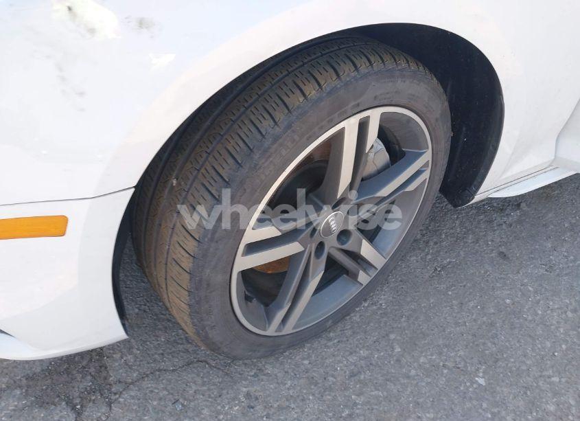 Photo 12 of 2018 Audi A4 2.0T TECH PREMIUM (VIN WAUENAF4XJA062635)