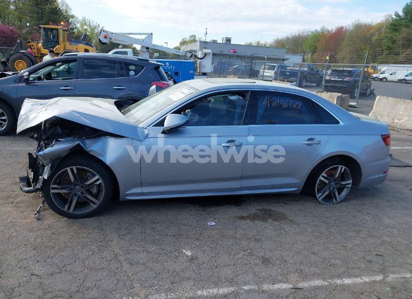 Photo 14 of 2018 Audi A4 2.0T PREMIUM/2.0T TECH PREMIUM (VIN WAUENAF4XJN009801)