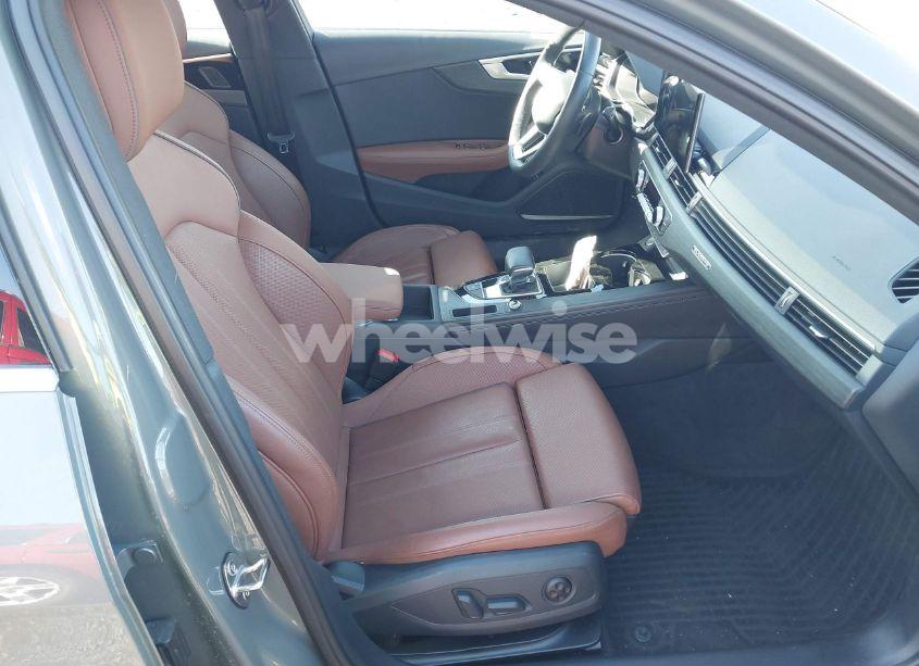 Photo 5 of 2023 Audi A4 PRESTIGE 45 TFSI S LINE QUATTRO S TRONIC (VIN WAUFABF43PN008858)