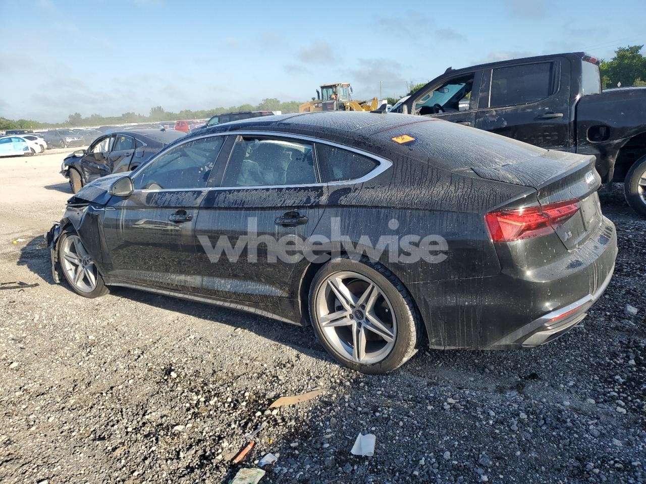 Photo 2 of 2022 AUDI A5 PREMIUM PLUS 45 (VIN WAUFACF50NA032635)