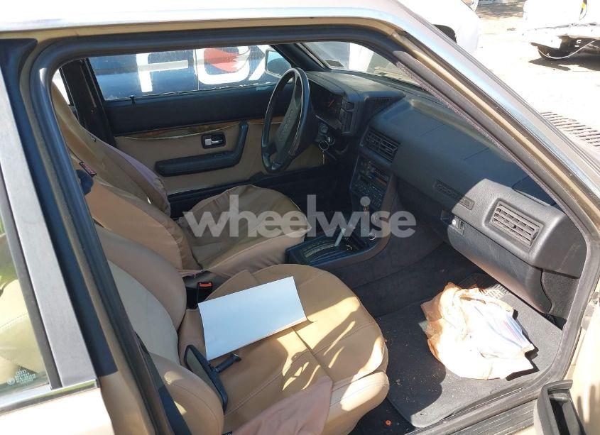 Photo 5 of 1986 Audi 4000 S CUSTOM (VIN WAUFB0813GA130714)