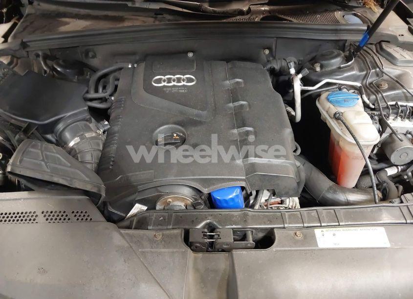 Photo 10 of 2010 Audi A4 2.0T PREMIUM (VIN WAUFFAFL7AN056017)