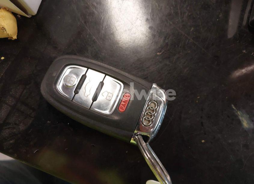 Photo 11 of 2010 Audi A4 2.0T PREMIUM (VIN WAUFFAFL7AN056017)