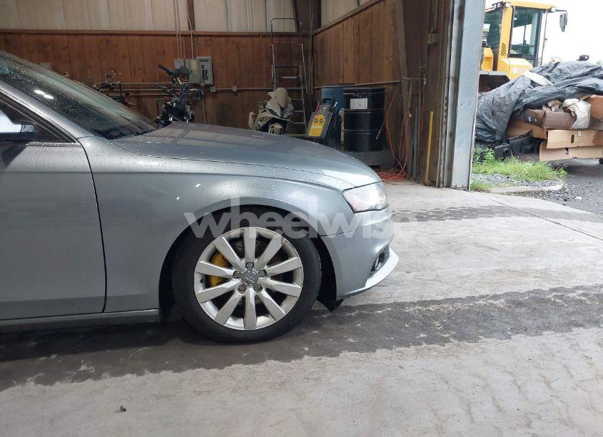 Photo 13 of 2011 Audi A4 2.0T PREMIUM (VIN WAUFFAFLXBA102688)