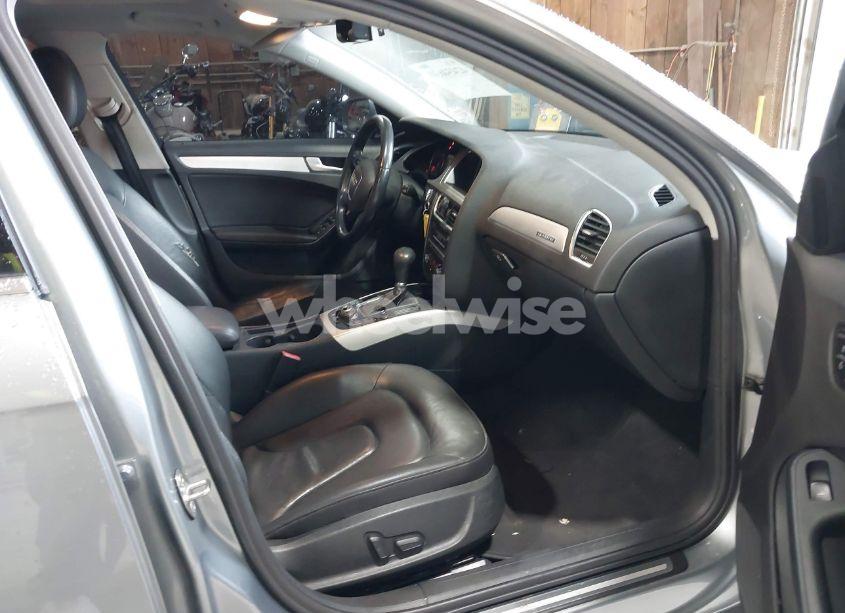 Photo 5 of 2011 Audi A4 2.0T PREMIUM (VIN WAUFFAFLXBA102688)