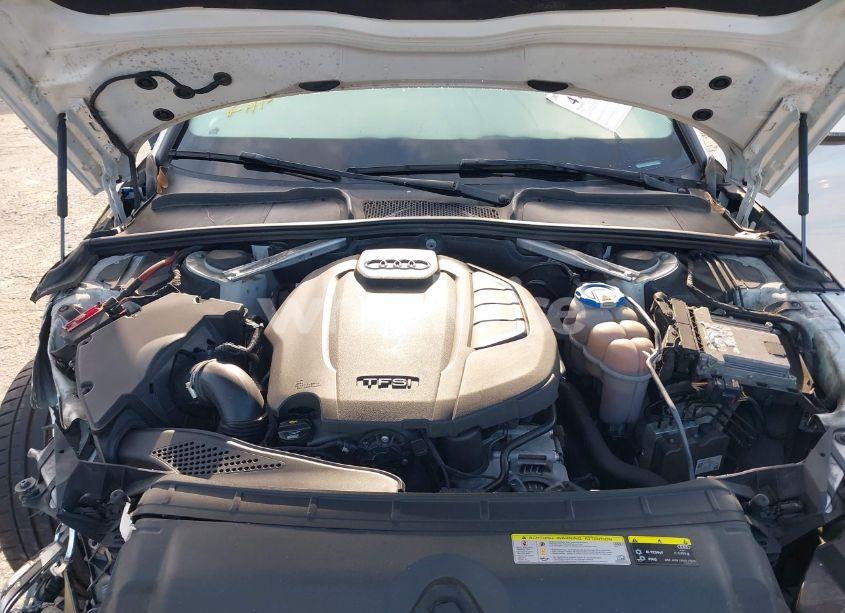 Photo 10 of 2018 Audi A4 2.0T TECH ULTRA PREMIUM/2.0T ULTRA PREMIUM (VIN WAUKMAF48JA198817)