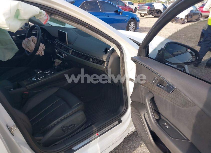 Photo 5 of 2018 Audi A4 2.0T TECH ULTRA PREMIUM/2.0T ULTRA PREMIUM (VIN WAUKMAF48JA198817)