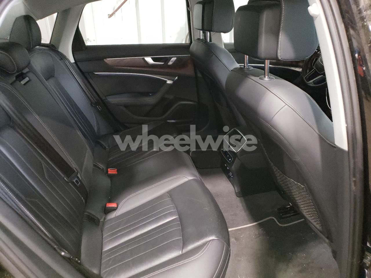 Photo 10 of 2019 AUDI A6 PREMIUM PLUS (VIN WAUL2AF21KN037356)