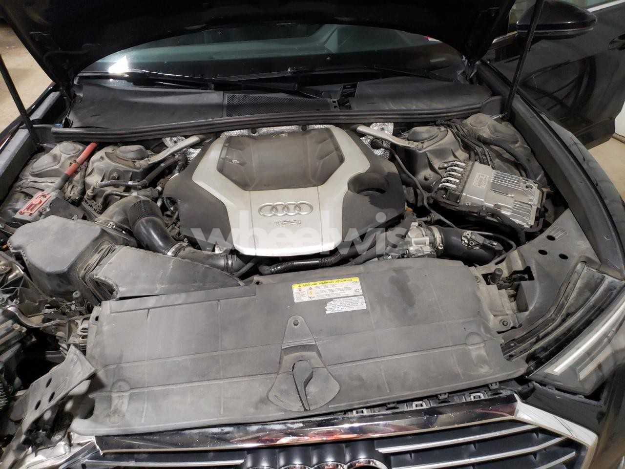 Photo 11 of 2019 AUDI A6 PREMIUM PLUS (VIN WAUL2AF21KN037356)