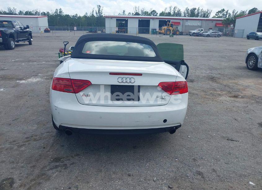 Photo 16 of 2013 Audi A5 2.0T PREMIUM (VIN WAULFAFH0DN013058)