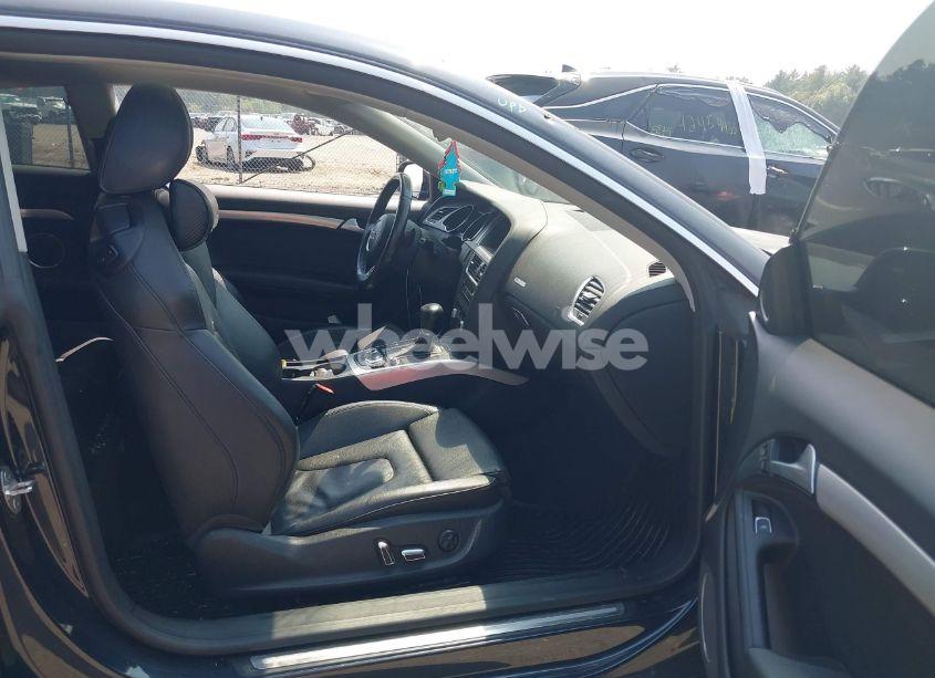 Photo 5 of 2013 Audi A5 2.0T PREMIUM (VIN WAULFAFR2DA035563)