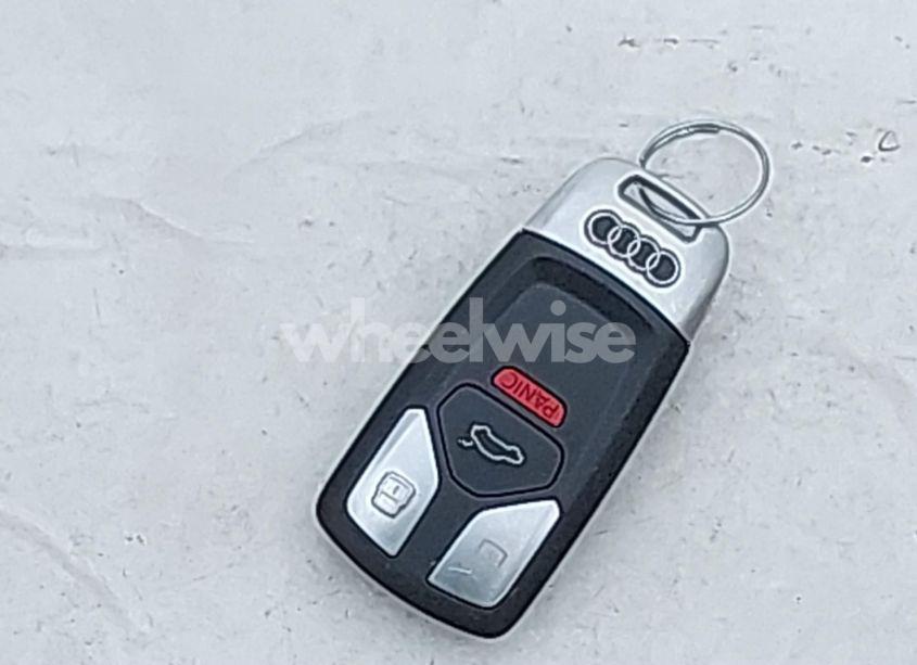 Photo 11 of 2018 Audi A4 2.0T TECH ULTRA PREMIUM/2.0T ULTRA PREMIUM (VIN WAULMAF4XJA019956)