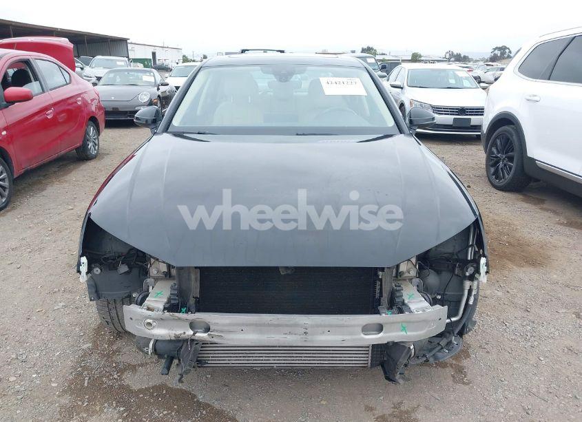 Photo 13 of 2018 Audi A4 2.0T TECH ULTRA PREMIUM/2.0T ULTRA PREMIUM (VIN WAULMAF4XJA019956)