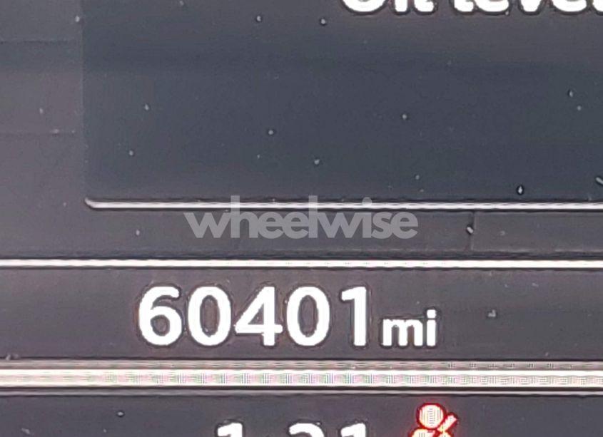 Photo 16 of 2018 Audi A4 2.0T TECH ULTRA PREMIUM/2.0T ULTRA PREMIUM (VIN WAULMAF4XJA019956)