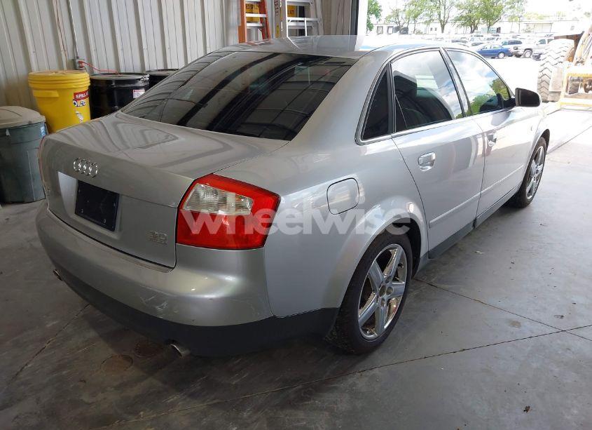 Photo 4 of 2003 Audi A4 3.0 (VIN WAULT68E33A275638)