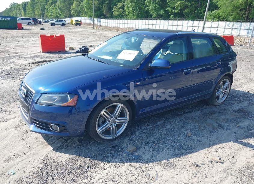 Photo 2 of 2013 Audi A3 2.0T PREMIUM (VIN WAUPEAFM1DA028533)