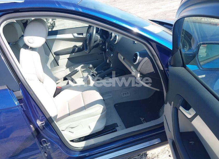 Photo 5 of 2013 Audi A3 2.0T PREMIUM (VIN WAUPEAFM1DA028533)