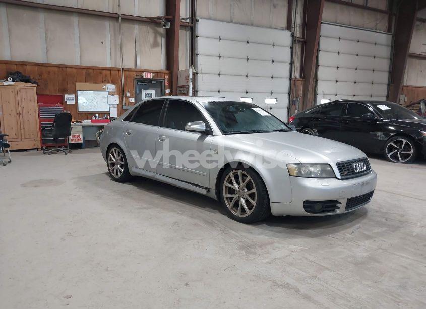 2005 Audi S4 4.2 (VIN WAUPL68E95A033697) main photo