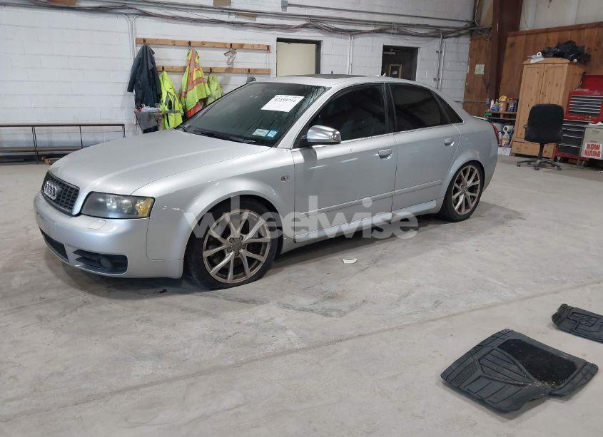Photo 2 of 2005 Audi S4 4.2 (VIN WAUPL68E95A033697)