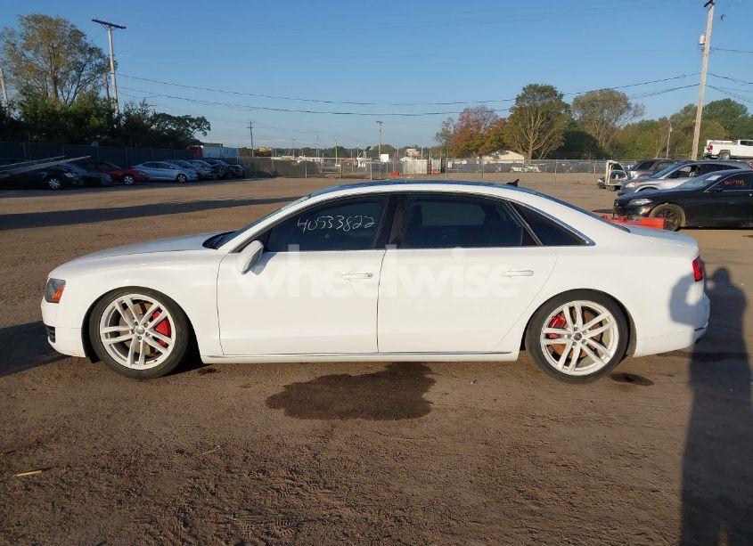 Photo 13 of 2013 Audi A8 L 4.0T (VIN WAUR2AFD2DN012514)