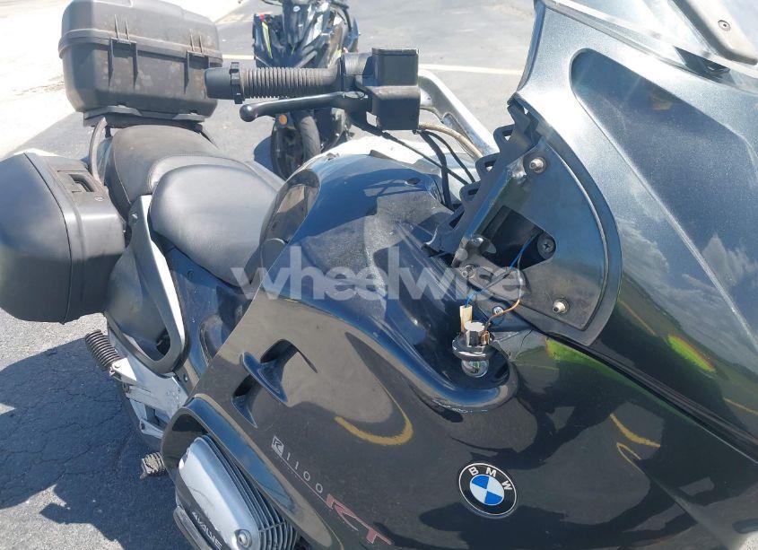 Photo 15 of 1998 Bmw R1100 RT (VIN WB10418A9WZC63471)