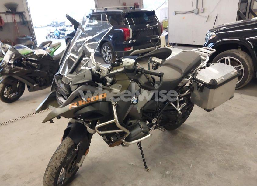 Photo 2 of 2015 Bmw R1200 GS ADVENTURE (VIN WB10A1203FZ097177)