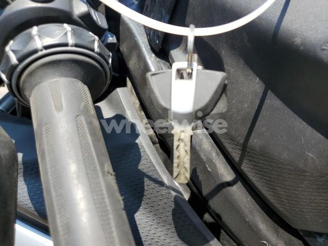 Photo 7 of 2022 BMW S 1000 RR (VIN WB10E2301N6F47131)