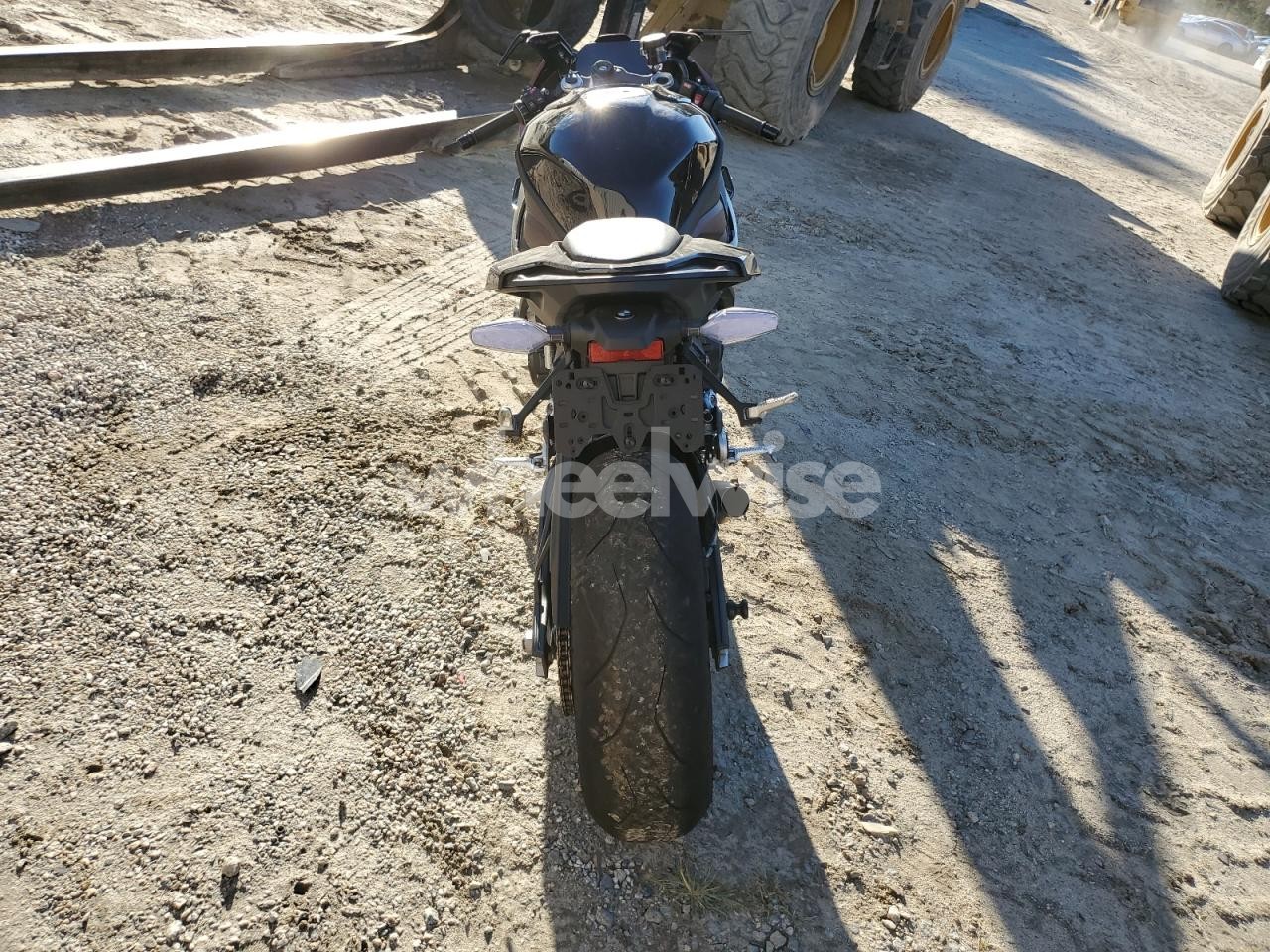 Photo 4 of 2024 BMW S 1000 RR (VIN WB10E6300R6J79518)