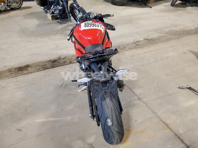 Photo 5 of 2023 BMW S 1000 RR (VIN WB10E6301P6H07650)