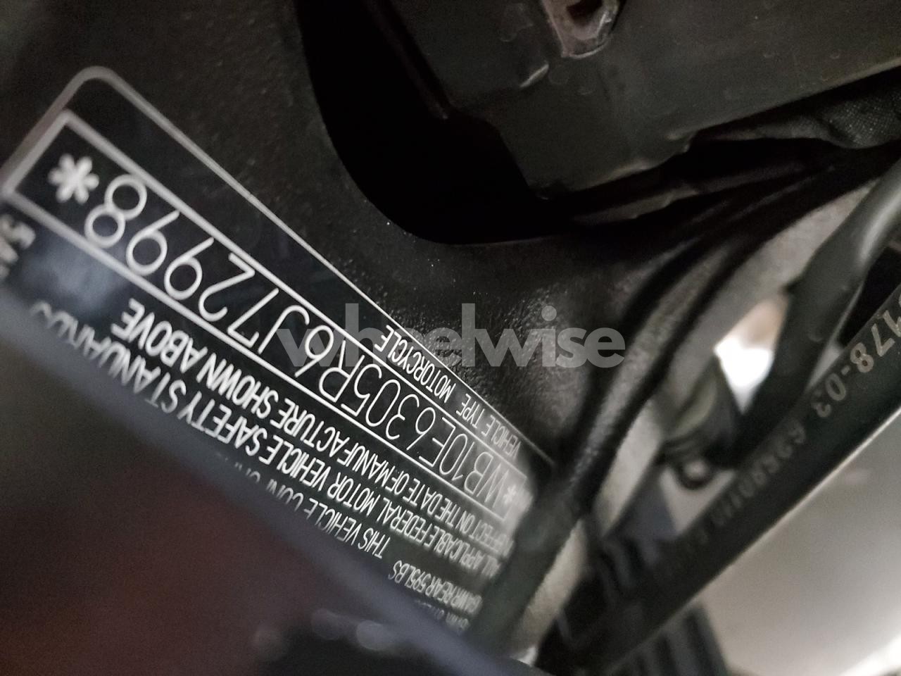 Photo 9 of 2024 BMW S 1000 RR (VIN WB10E6305R6J72998)