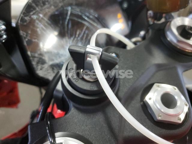 Photo 5 of 2024 BMW S 1000 RR (VIN WB10E6305R6K70252)