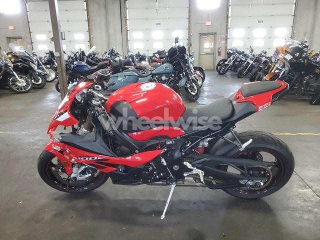 Photo 6 of 2024 BMW S 1000 RR (VIN WB10E6305R6K70252)