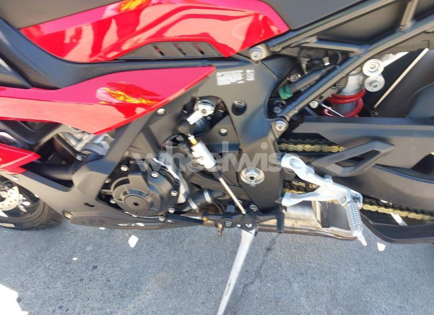 Photo 9 of 2024 Bmw S 1000 RR (VIN WB10E6307R6K33851)