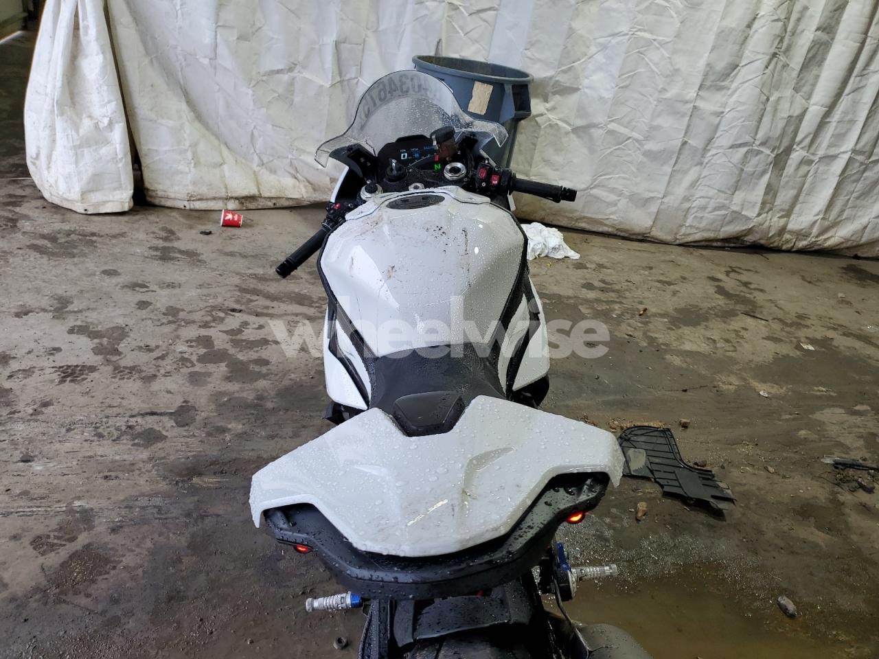 Photo 6 of 2024 BMW S 1000 RR (VIN WB10E6308R6K65966)