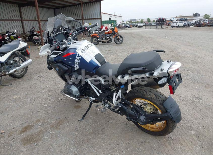 Photo 3 of 2023 Bmw R 1250 GS (VIN WB10M0308P6H06138)