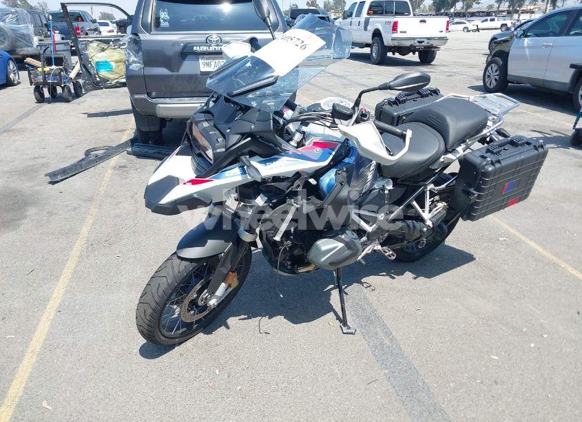 Photo 2 of 2024 Bmw R 1250 GS ADVENTURE (VIN WB10M1303R6J50858)