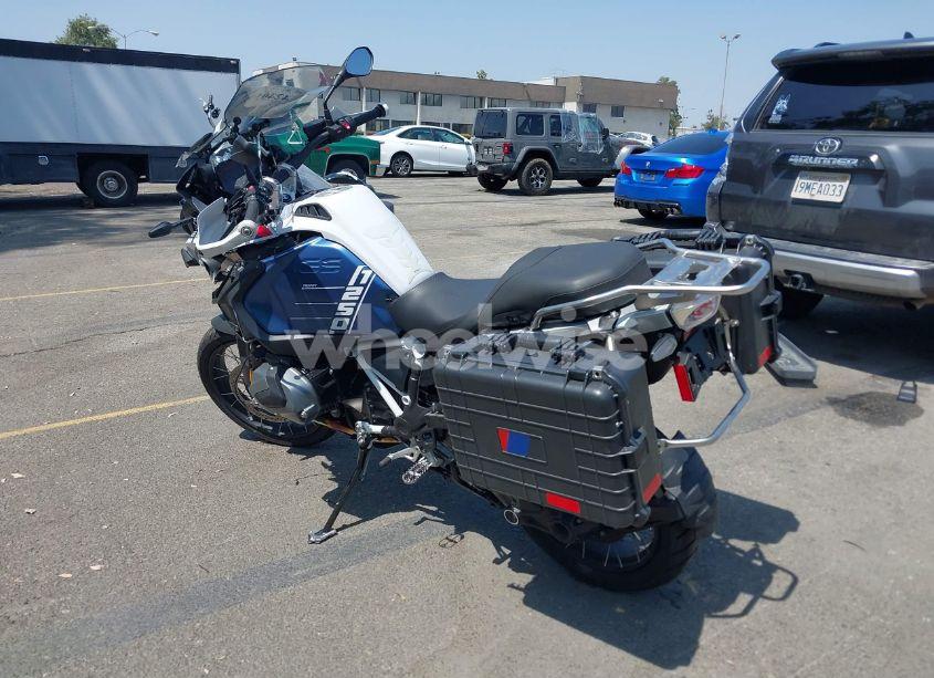 Photo 3 of 2024 Bmw R 1250 GS ADVENTURE (VIN WB10M1303R6J50858)