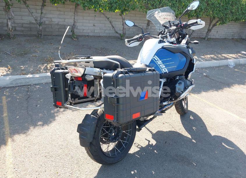 Photo 4 of 2024 Bmw R 1250 GS ADVENTURE (VIN WB10M1303R6J50858)